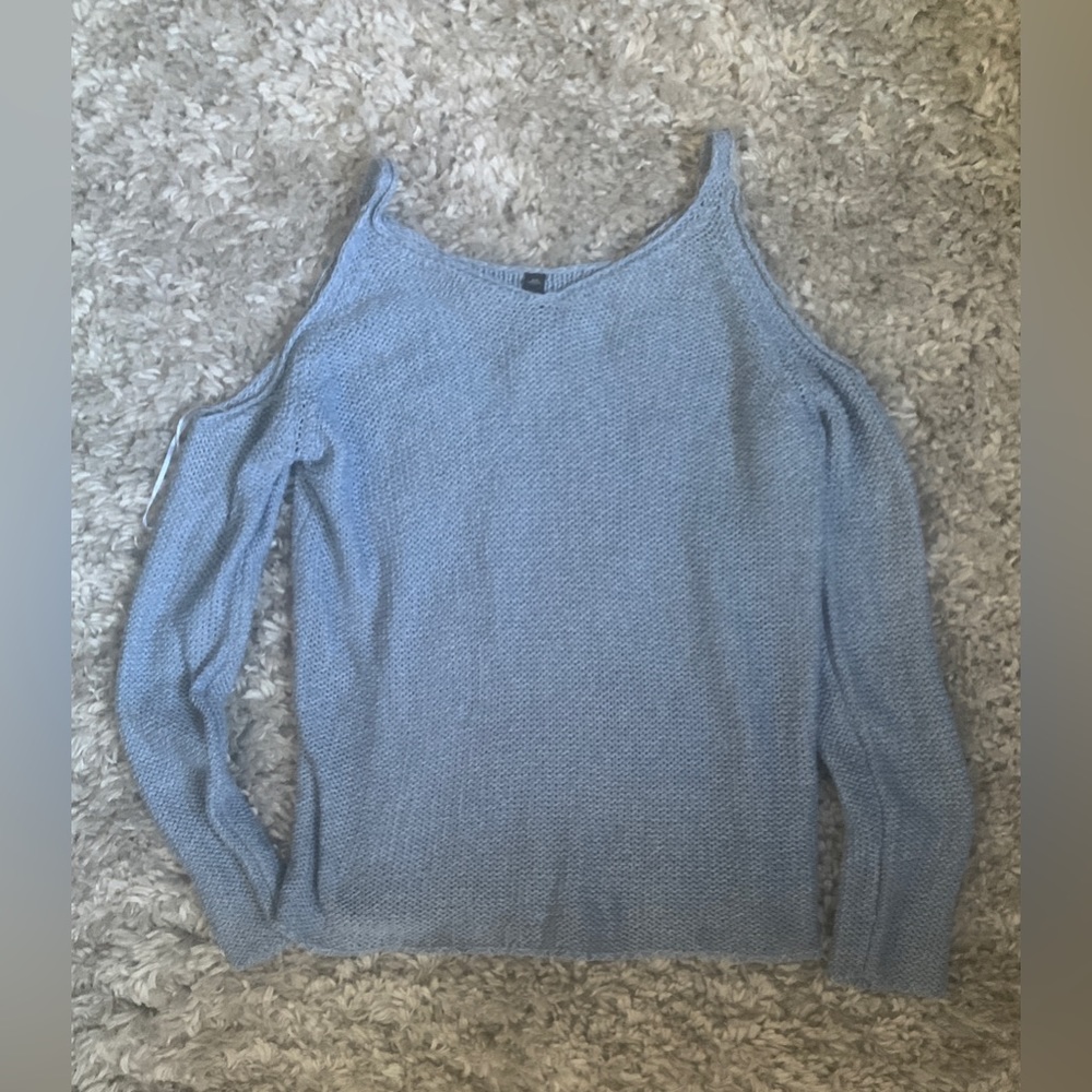 Size M- Two women’s sweaters